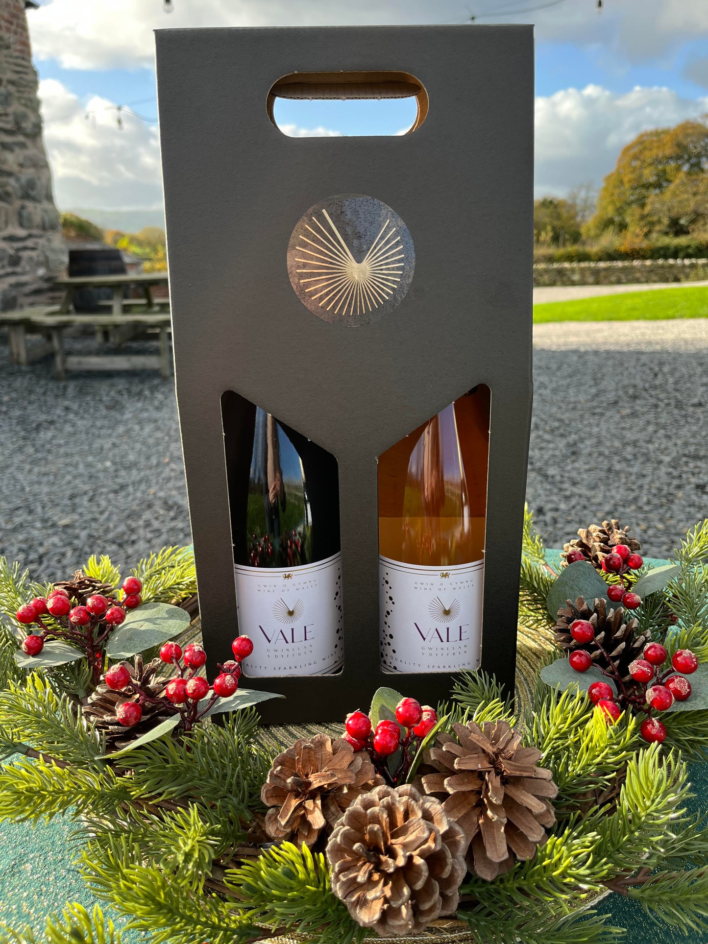 Sparkling wine gift box
